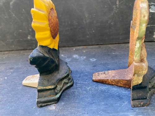 vintage cast iron door stop doorstopper pair sunflower and chicken family