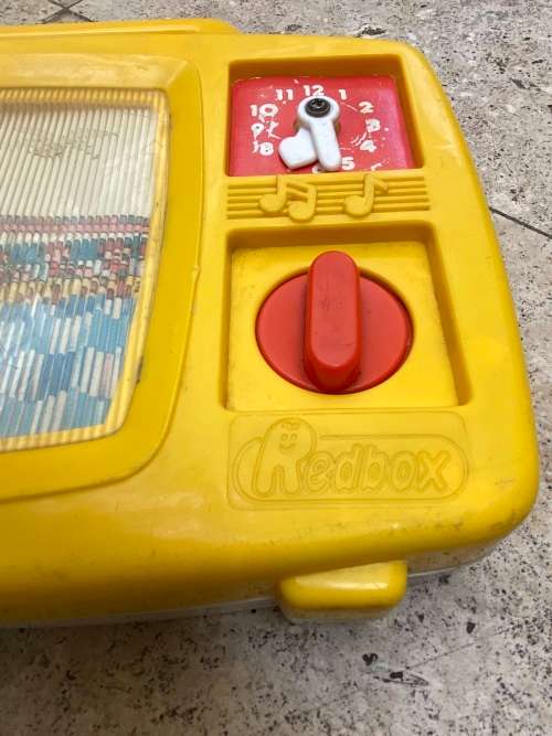 vintage Musical wind up redbox television TV 1985