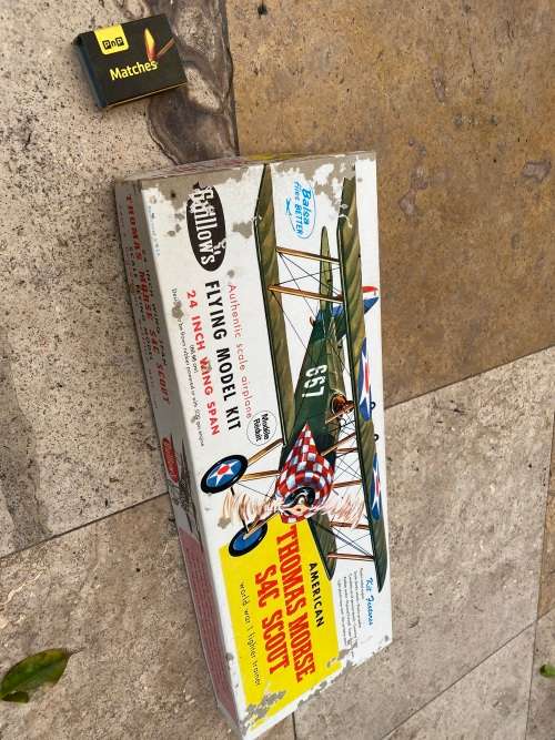 vintage GUILLOW`S THOMAS MORSE S4C SCOUT BALSA FLYING MODEL PLANE model KIT # 201 USA