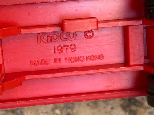 vintage lot of HONG KONG playart diecast cars of 10 and one kidco truck 1979 with car case