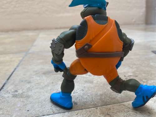 2003 Mirage Studios Playmates teenage turtle Leonardo figure