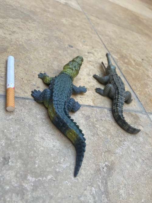 vintage pair of schleich crocodile aligator wild life figure figures 1999