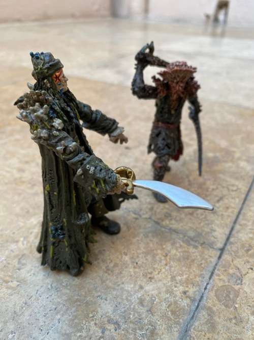 vintage zizzle disney pirates of the Caribbean figure figures pair