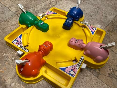 vintage hungry hippos game 1978 , no ball no box