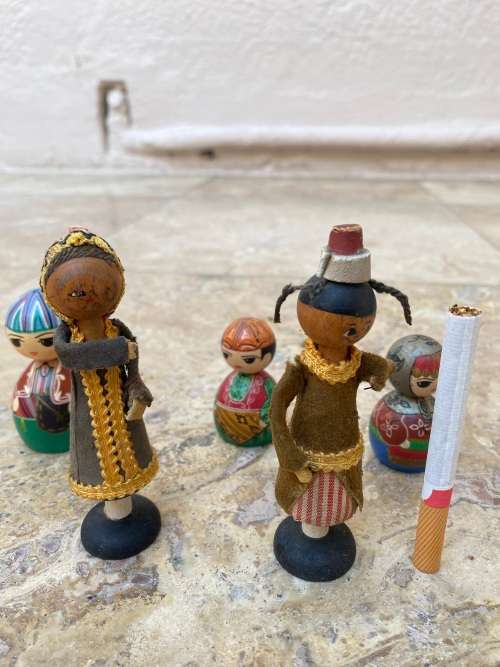 kokeshi 5 doll lot of 3 with 2 folk art kokeshi dolls