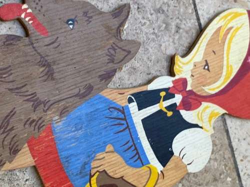 vintage rare Mertons Kunst little red riding hood no 1018  alfred Mertons , Paddington bear pair
