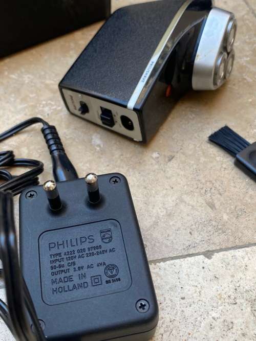 vintage philips philishave in packaging untested