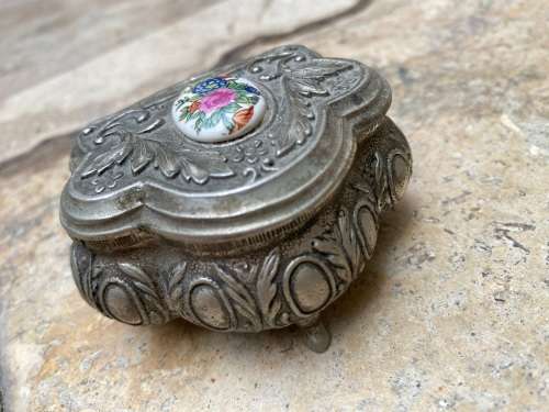 vintage footed trinket box with brass pill pendant or keychain