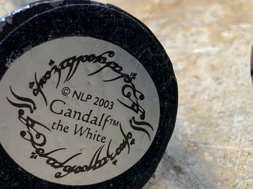 Gandalf the white nlp 2003 Lord of the rings figure on wood pedestal
