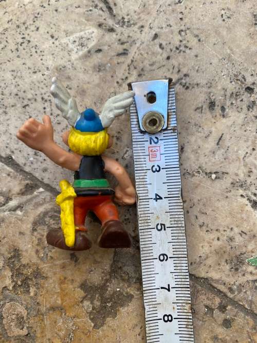vintage asterix bully 1974 figure with mini asterix plastoy drinking potion pair