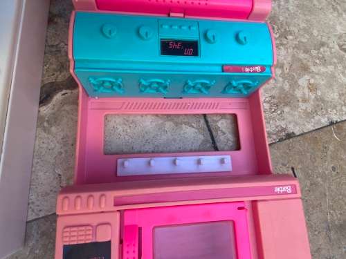 vintage Barbie 1994 mattel kitchen and fridge pair