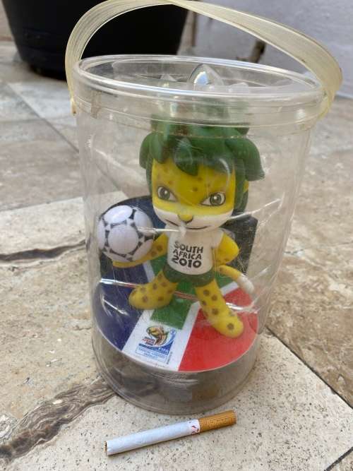 fifa 2010 pvc mascot Zakumi souvenir rare to find