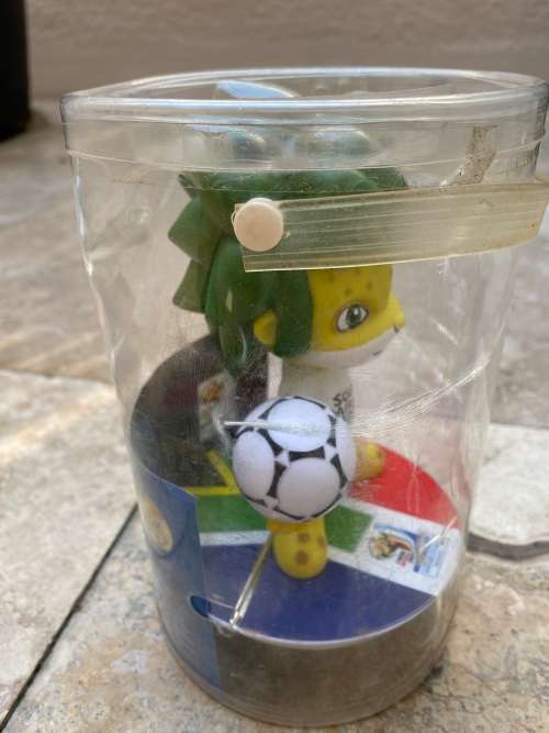 fifa 2010 pvc mascot Zakumi souvenir rare to find