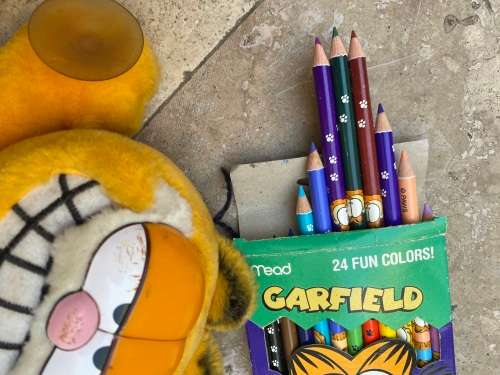 vintage Mead Garfield paws pencil crayons unused with suction doll