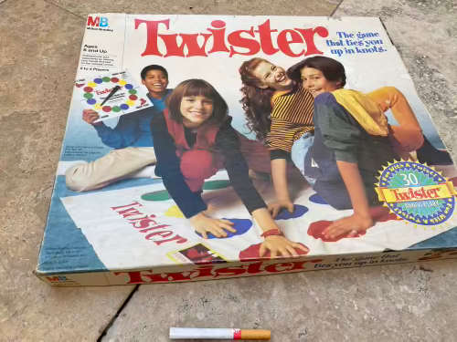 Milton Bradley twister 1993