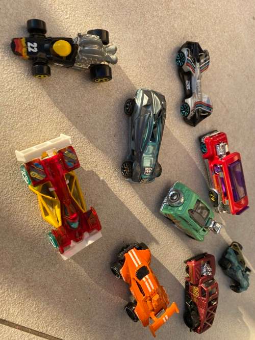 hot wheels lot of 9 die cast cars 2016 2018