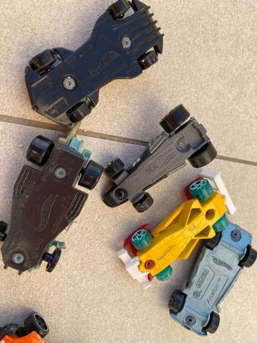 hot wheels lot of 9 die cast cars 2016 2018