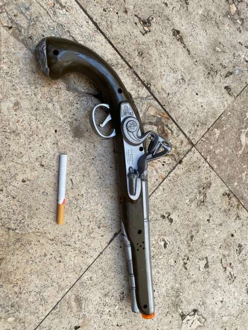 vintage RARE flintlock pirate REPLICA gun disney POTC ZIZZLE Jack sparrow  2005