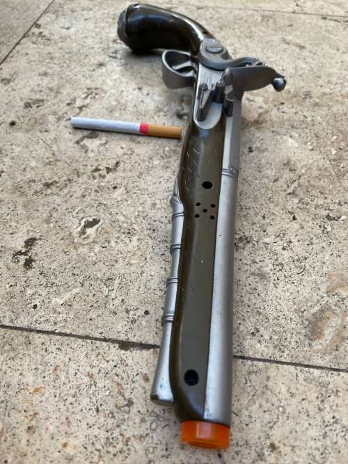 vintage RARE flintlock pirate REPLICA gun disney POTC ZIZZLE Jack sparrow  2005