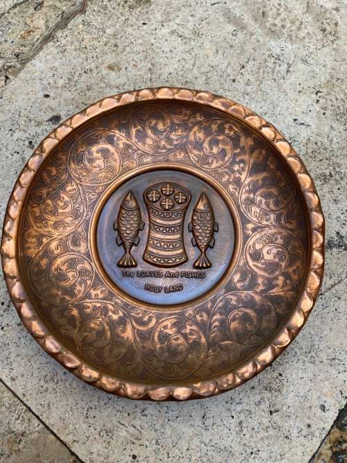 vintage the loaves & fishes holy land  Israel ornate copper wall plate