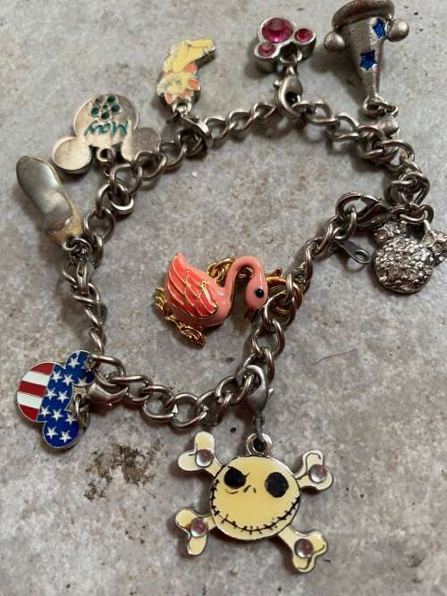 Disney Girls charm enamel bracelet with 9 removable charms