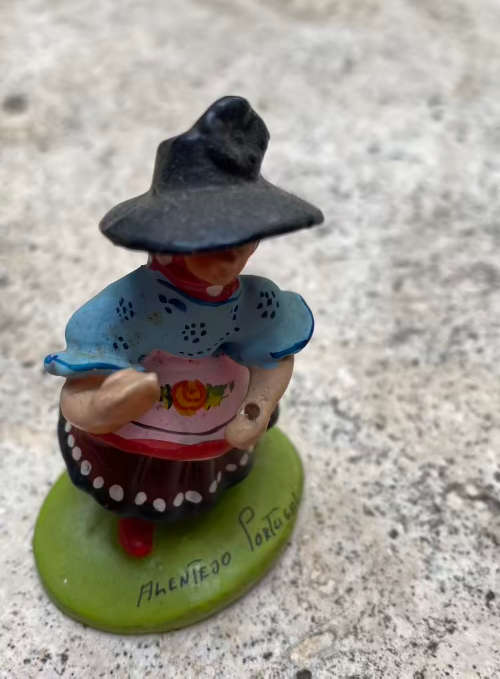 vintage ponco / penco boy girl ceramic figurine lot of 3 made in portugal