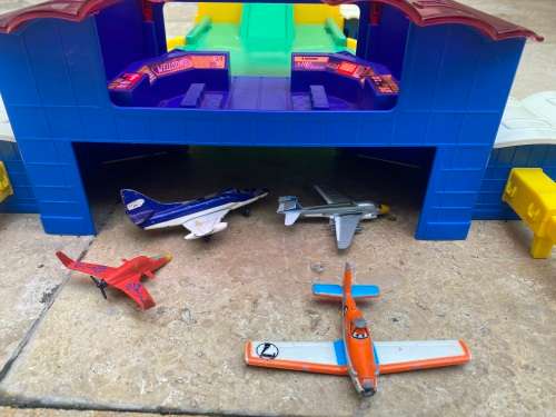 vintage redbox airport playset 1999