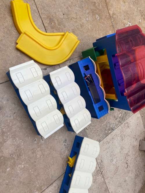 vintage redbox airport playset 1999