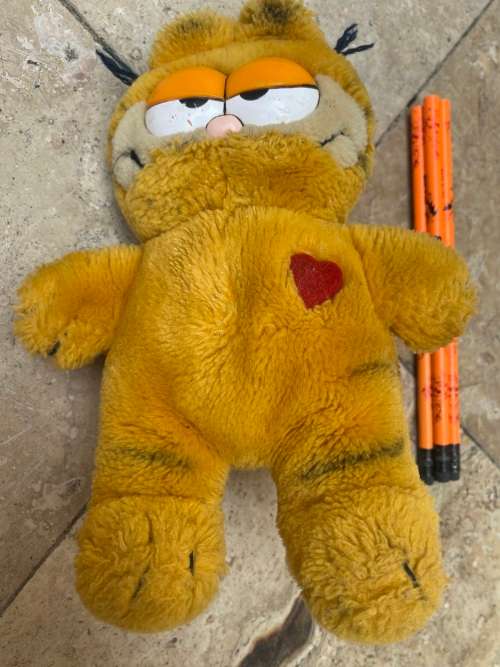 rare vintage Garfield love plush doll with pencils 1978 1981