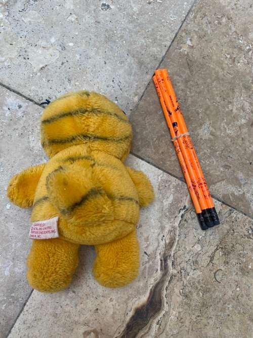rare vintage Garfield love plush doll with pencils 1978 1981