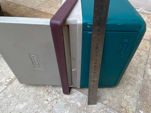 vintage coleman cooler box 5205 USA