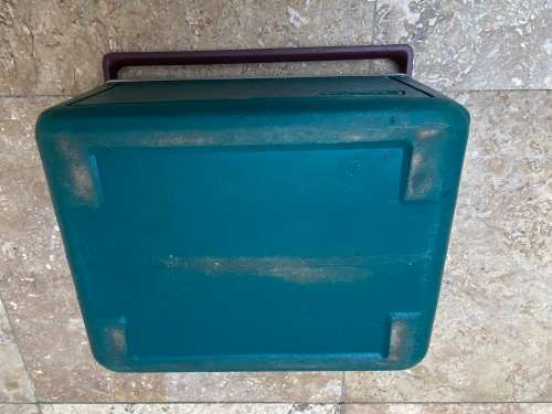 vintage coleman cooler box 5205 USA