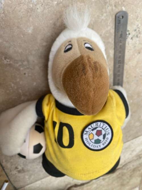 rare wally dodo 2006 plush doll in fifa soccer mascot outfit Mauritius
