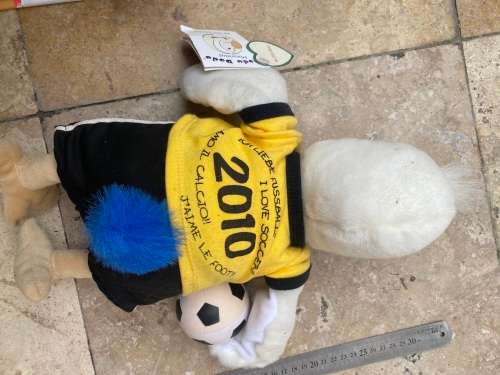 rare wally dodo 2006 plush doll in fifa soccer mascot outfit Mauritius