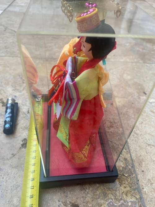 vintage korean wedding dolls in perspex casing