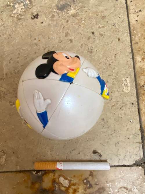 vintage disney mickey mouse 3d puzzle ball , rubiks ball retro