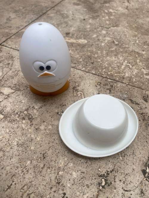 Joie microwave egg steamer with hat dish