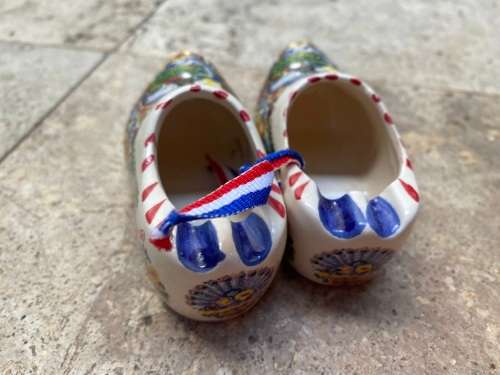 vintage hand made clog ashtrays Delft blue