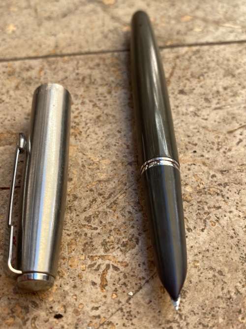 vintage Parker fountain Pen 21  made in USA gun metal grey