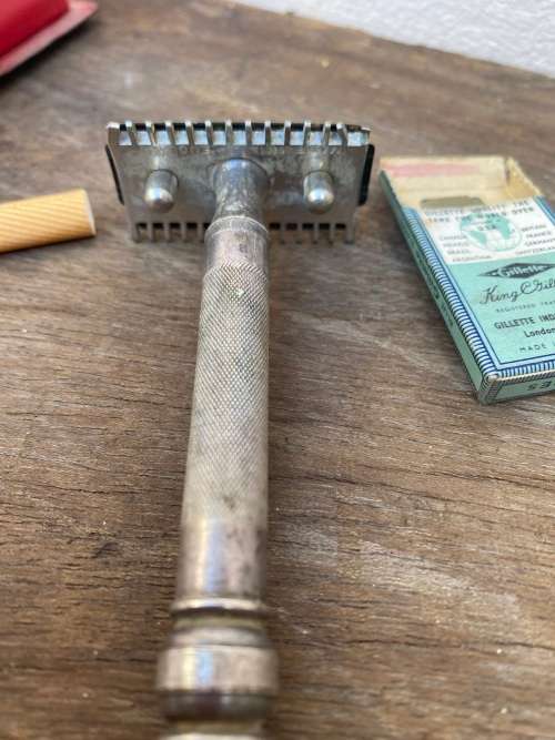 vintage sheffield wardonia 3 piece razor made in UK