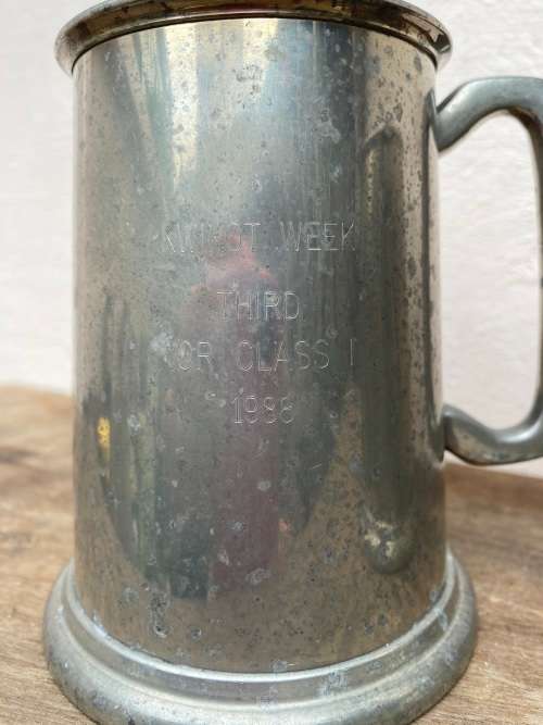 glass bottom English pewter tankard Pair tankards