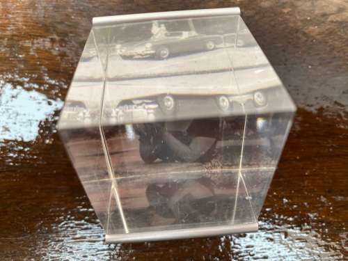 Rare BUSSE DESIGN ULM photo frame, Small lucite cube on solid aluminum base