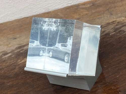 Rare BUSSE DESIGN ULM photo frame, Small lucite cube on solid aluminum base