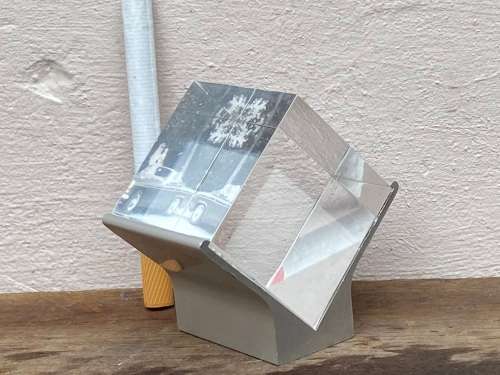 Rare BUSSE DESIGN ULM photo frame, Small lucite cube on solid aluminum base