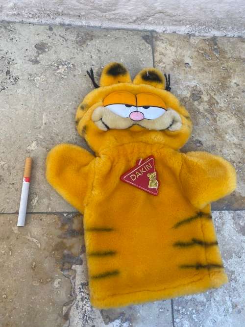Vintage Garfield hand puppet as new