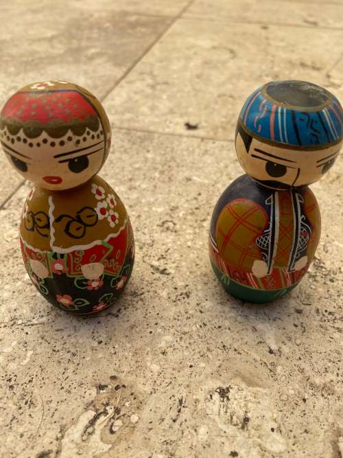 Kokeshi doll pair