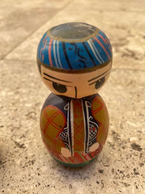 Kokeshi doll pair