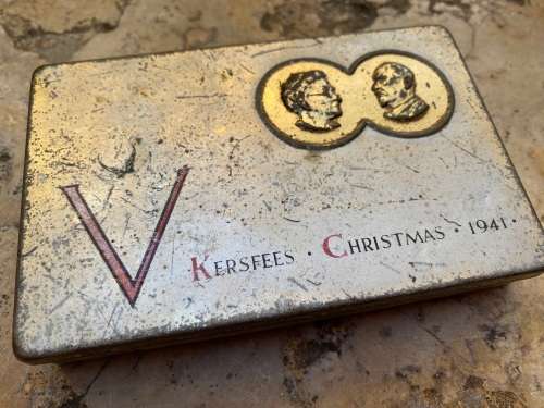 Vintage cigarette tin case RARE CHRISTMAS 1941 world war 2