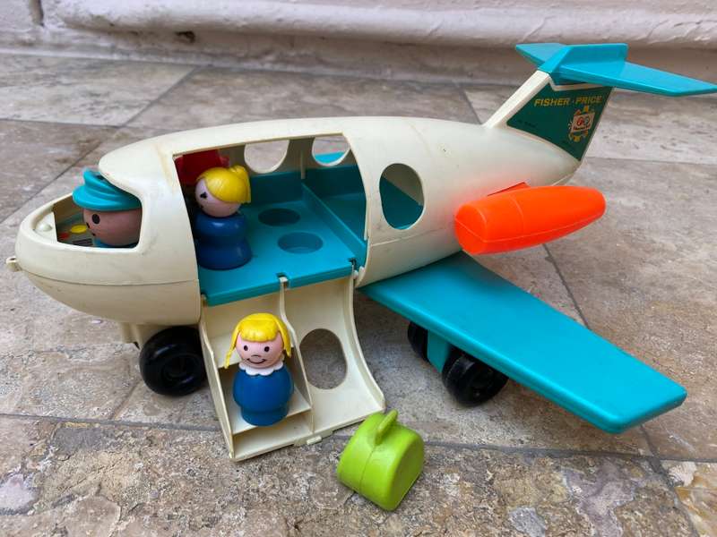 Vintage 1972 fisher price 183 fun jet air plane husband wife stewardess luggage blue wing USA