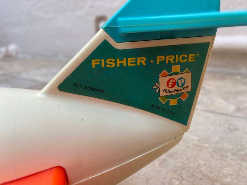 Vintage 1972 fisher price 183 fun jet air plane husband wife stewardess luggage blue wing USA
